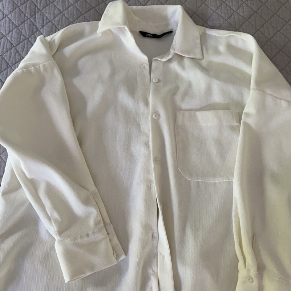 super cute fall zara white flannel shirt